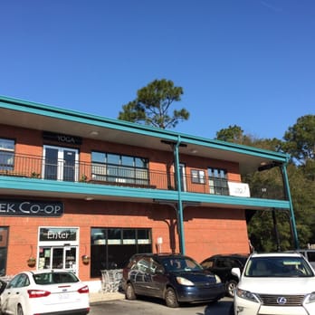 Wilmington Yoga - 2nd level of building. Perfect lining with the tree tops! - Yoga Near Me - Wilmington, North Carolina Wilmington Yoga - 2nd level of building. Perfect lining with the tree tops! - Yoga Near Me - Wilmington, North Carolina