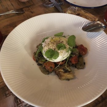 Torres y García - Burrata - average - Signature Cuisine Near Me - Seville, SE Torres y García - Burrata - average - Signature Cuisine Near Me - Seville, SE