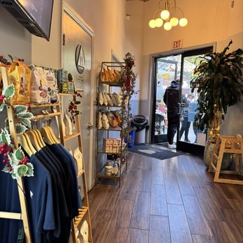 Republik Coffee Burbank - Cafes Near Me - Burbank, California Republik Coffee Burbank - Cafes Near Me - Burbank, California