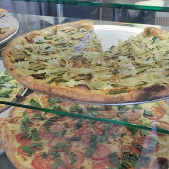 Upper East Slice - Pizza Near Me - Temecula, California