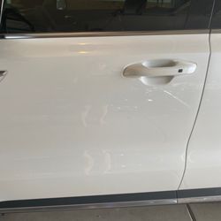 Advantage  Paintless Dent Repair - Dent is gone!