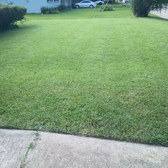 PJ's Lawn Mowing - Looking like a putting Green - Lawn Services Near Me PJ's Lawn Mowing - Looking like a putting Green - Lawn Services Near Me