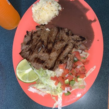 La Unión Tienda y Restaurante - Salvadoran Near Me - Bryan, Texas La Unión Tienda y Restaurante - Salvadoran Near Me - Bryan, Texas