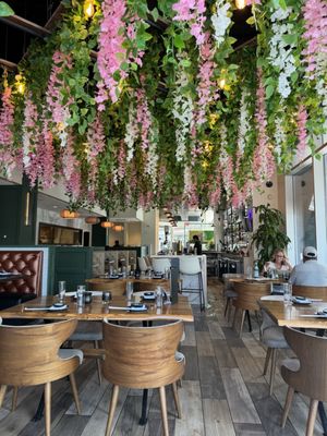Song Lan Restaurant by null