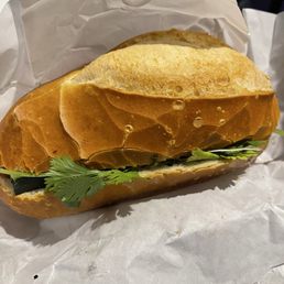 Banh mi Dac biet B2G1