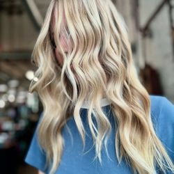 707 Hair Studios - Long layered bright blonde balayage
@707 Hair Studios @Old Town