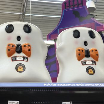 Walmart Supercenter - Halloween - Department Stores Near Me - Plano, Texas