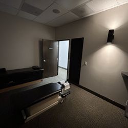 NW Injury & Rehab Center