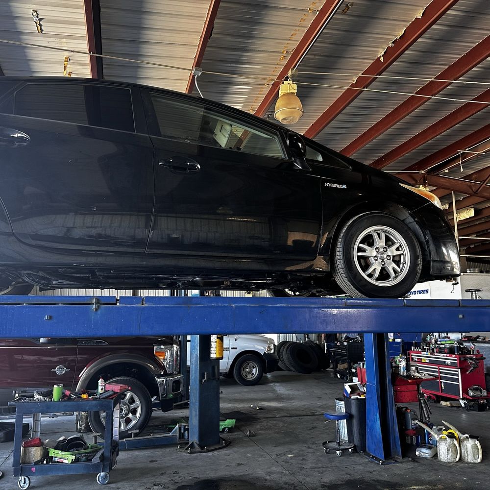 AMERICAN CUSTOM TIRE & WHEEL Updated September 2024 14 Photos & 69 Reviews 1300 W Main St