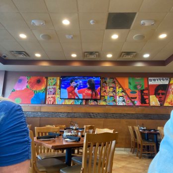 Mamma Lucia Italian Restaurant - Italian Near Me - Dunkirk, Maryland