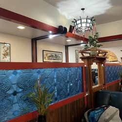 Lee's Canton Restaurant - Inside