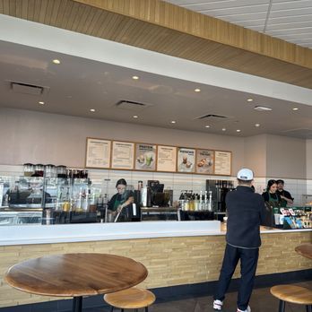 Starbucks - Coffee & Tea Near Me - Fresno, California Starbucks - Coffee & Tea Near Me - Fresno, California