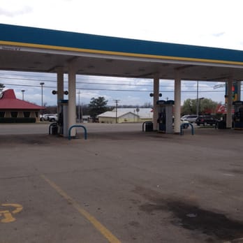 Valero Corner Stop - a view of a gas station - Gas Stations Near Me - Llano, Texas