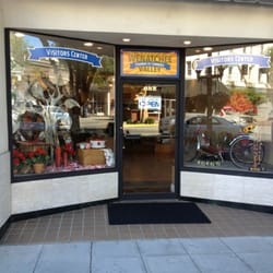 Wenatchee Valley Chamber of Commerce - First chance that I have had to look at the new location.