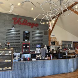 Voltage Coffee House - Counter