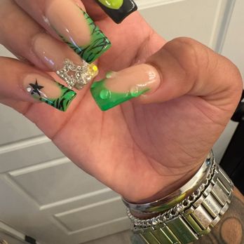 Broadway Nails & Lashes - Rockstar vibes for a concert - Nail Salons Near Me - San Antonio, Texas Broadway Nails & Lashes - Rockstar vibes for a concert - Nail Salons Near Me - San Antonio, Texas