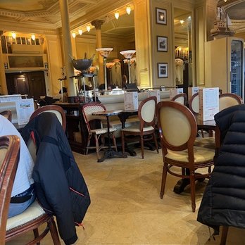 La Fregate - Dining area - French Near Me - Paris, 75