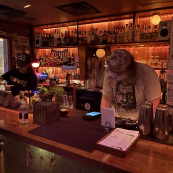 Inglewood Lounge - Bar - Lounges Near Me - Nashville, Tennessee