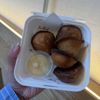 Cafe Knotted Arts District - Donuts Near Me - Los Angeles, California Cafe Knotted Arts District - Donuts Near Me - Los Angeles, California