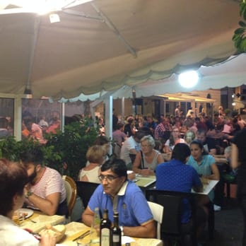 Pizzeria Pepe Nero - Terrace - Pizza Near Me - La Spezia, SP Pizzeria Pepe Nero - Terrace - Pizza Near Me - La Spezia, SP