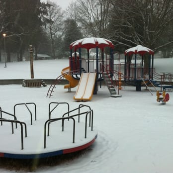 Salmon Bay Park - Snow 2012-01-18 - Parks Near Me - Seattle, Washington Salmon Bay Park - Snow 2012-01-18 - Parks Near Me - Seattle, Washington