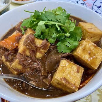 Mandarin House - Beef belly and tofu stew - Chinese Near Me - Downers Grove, Illinois