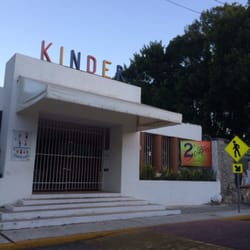 Colegio Peninsular Rogers Hall - Entrada de kinder
