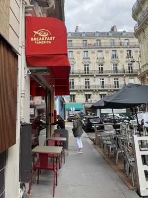 Breakfast in America by null