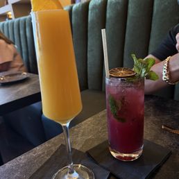 Mimosa and blackberry mojito