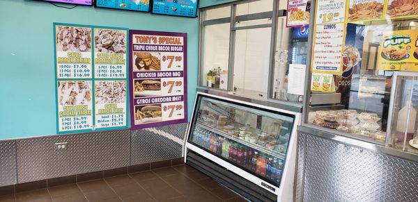 Tony’s Philly Steak by null