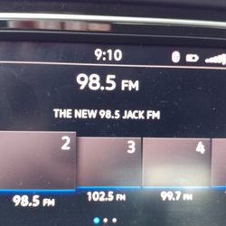 98.5 JACK FM - 98.5 JACK-FM in Topeka