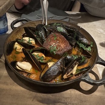 Avec River North - Swordfish and mussel tagine - Mediterranean Near Me - Chicago, Illinois