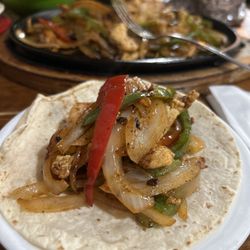 El Granero Mexican Reataurant - Chicken And Shrimp Fajitas