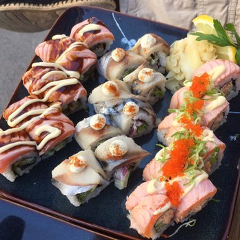 I Love Sushi - Chillig Sushi bei bestem Wetter vor dem Laden essen. Was ist das nur für 1 SushiLaden? Was ist das nur für ein life - Sushi Bars Near Me - Stuttgart, BW