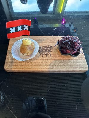 REM | Restaurant - Rooftop - Bar by null