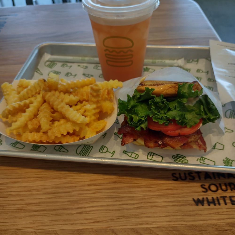 Shake Shack Warwick - Delicious food - Fast Food Near Me - Warwick, Rhode Island Shake Shack Warwick - Delicious food - Fast Food Near Me - Warwick, Rhode Island