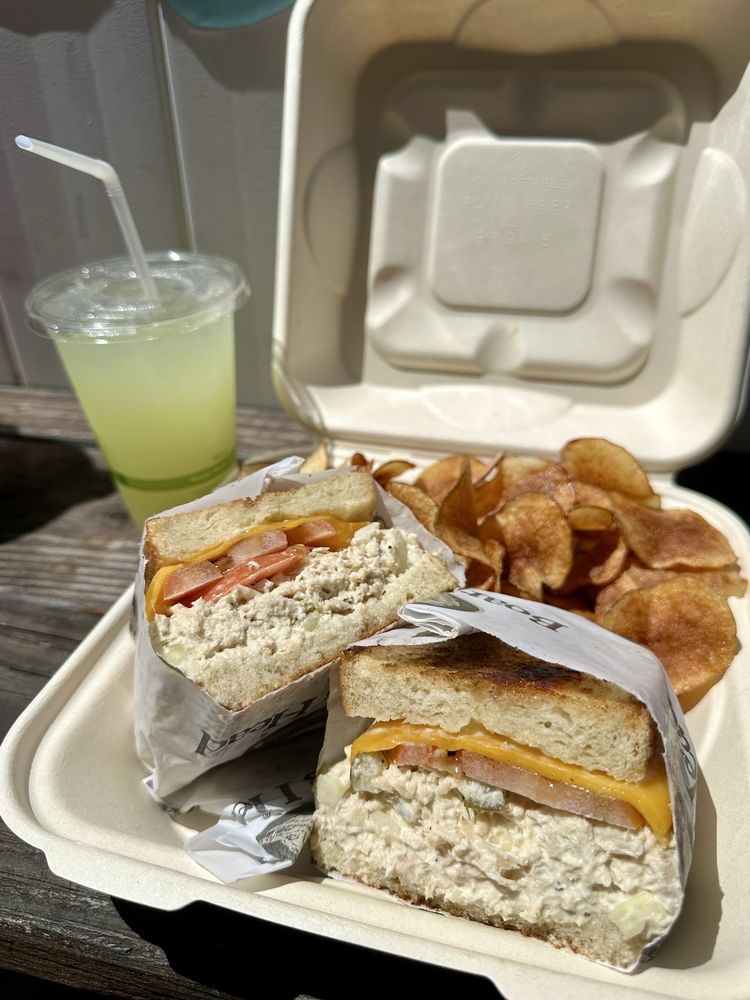 Lei Lei's Bistro - Image 2