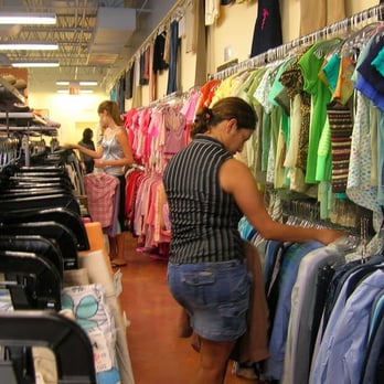 Crossroads Trading - Used, Vintage & Consignment Near Me - Chicago, Illinois