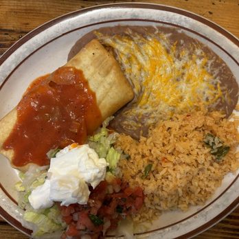 Fuente de cafe - Chimichanga Dinner - Mexican Near Me - Lake Stevens, Washington Fuente de cafe - Chimichanga Dinner - Mexican Near Me - Lake Stevens, Washington