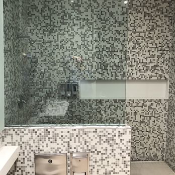 Air Canada Maple Leaf Lounge - Showers - Airport Lounges Near Me - Mississauga, Ontario Air Canada Maple Leaf Lounge - Showers - Airport Lounges Near Me - Mississauga, Ontario