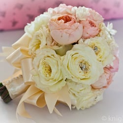 Plant Place & Flower Basket - Plant Place Wedding Bouquet