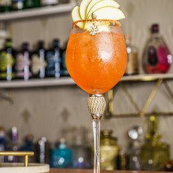 conVIDA Cocktail Lounge - Hand crafted cocktails