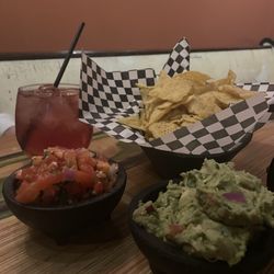 No Problemo - Chips, Salsa & Guac