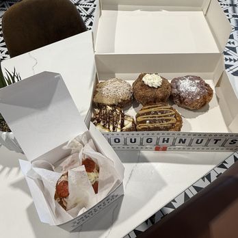 Parlor Doughnuts - Donuts Near Me - Pearland, Texas Parlor Doughnuts - Donuts Near Me - Pearland, Texas