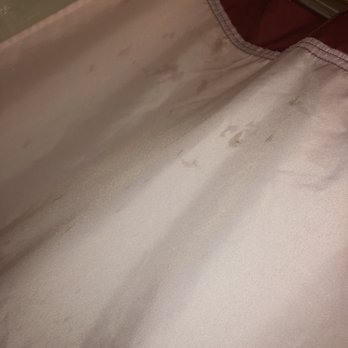 Red Roof Inn - Bathroom curtain stained - Hotels Near Me - Jessup, Maryland Red Roof Inn - Bathroom curtain stained - Hotels Near Me - Jessup, Maryland