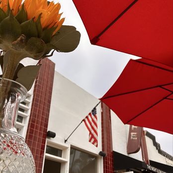 Night & Day Cafe - Outside - Beer Bar Near Me - Coronado, California