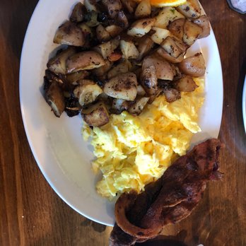 Lighthouse Cafe - Breakfast & Brunch Near Me - Corte Madera, California Lighthouse Cafe - Breakfast & Brunch Near Me - Corte Madera, California