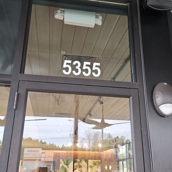 Starbucks - Patio - Coffee & Tea Near Me - Fairburn, Georgia