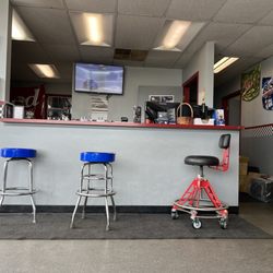 Ultimate Automotive Service Center - Waiting area