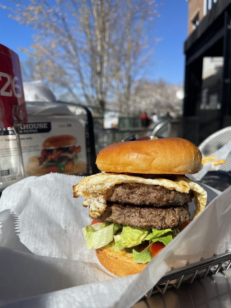 Burger 21 - Ballantyne